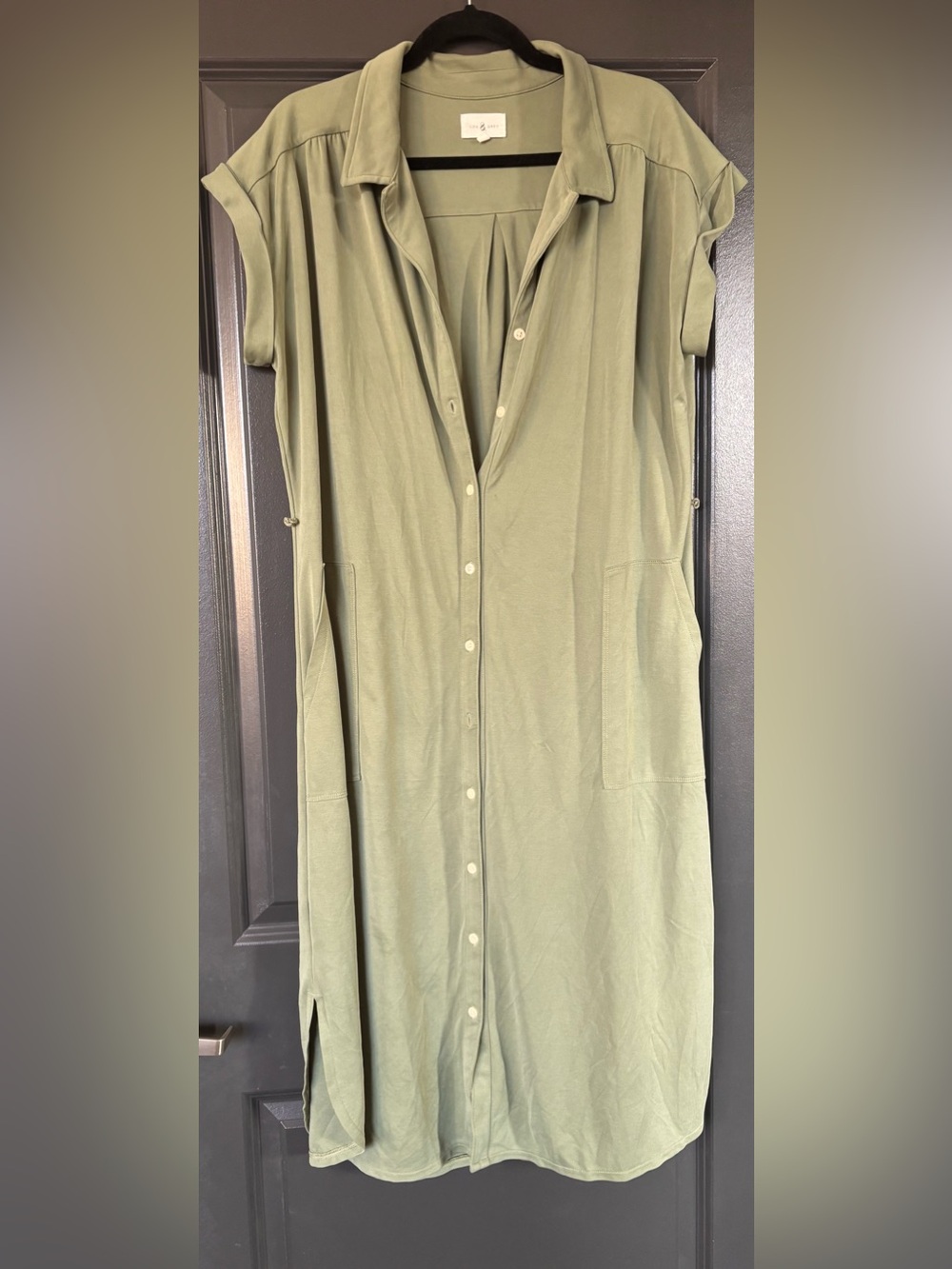 Lou & Grey Olive Green Button-Front Midi Dress - Picture 2 of 4